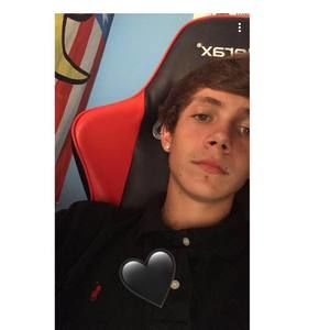 Meet your Posher, Blake